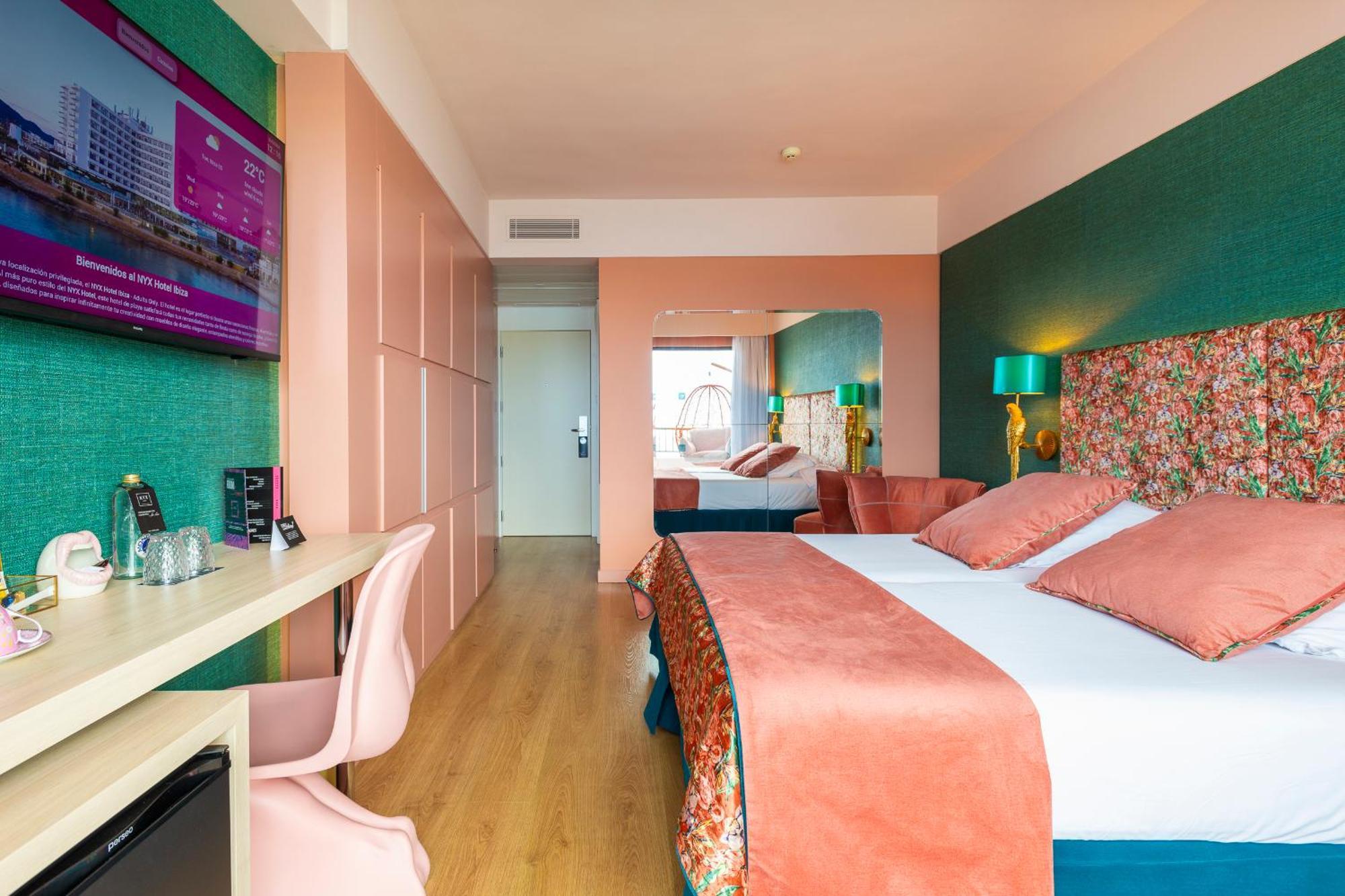 Nyx Hotel Ibiza By Leonardo Hotels-Adults Only سان أنطونيو المظهر الخارجي الصورة