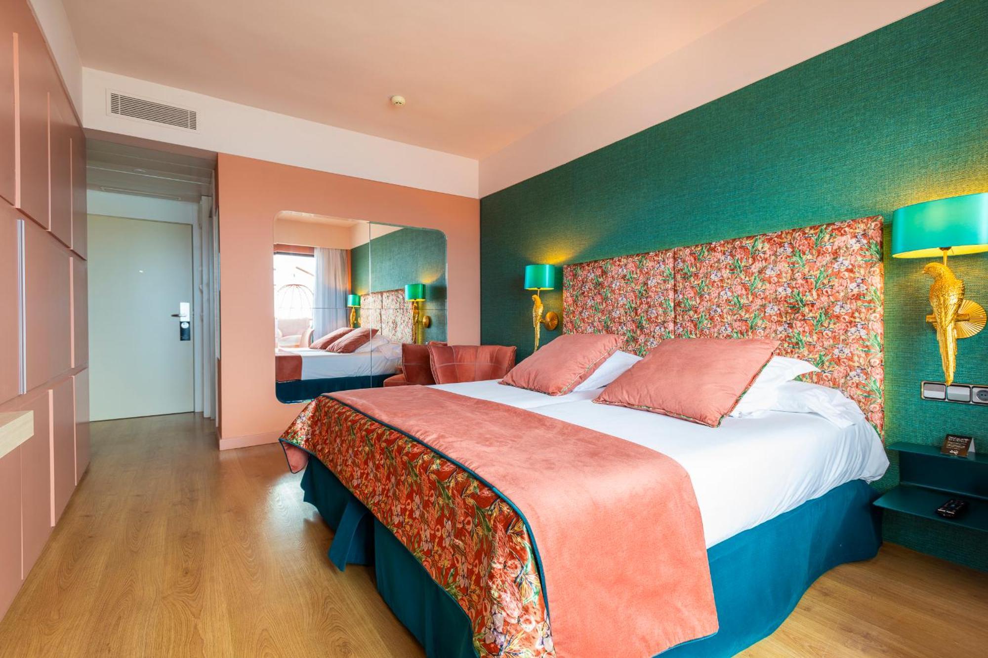 Nyx Hotel Ibiza By Leonardo Hotels-Adults Only سان أنطونيو المظهر الخارجي الصورة